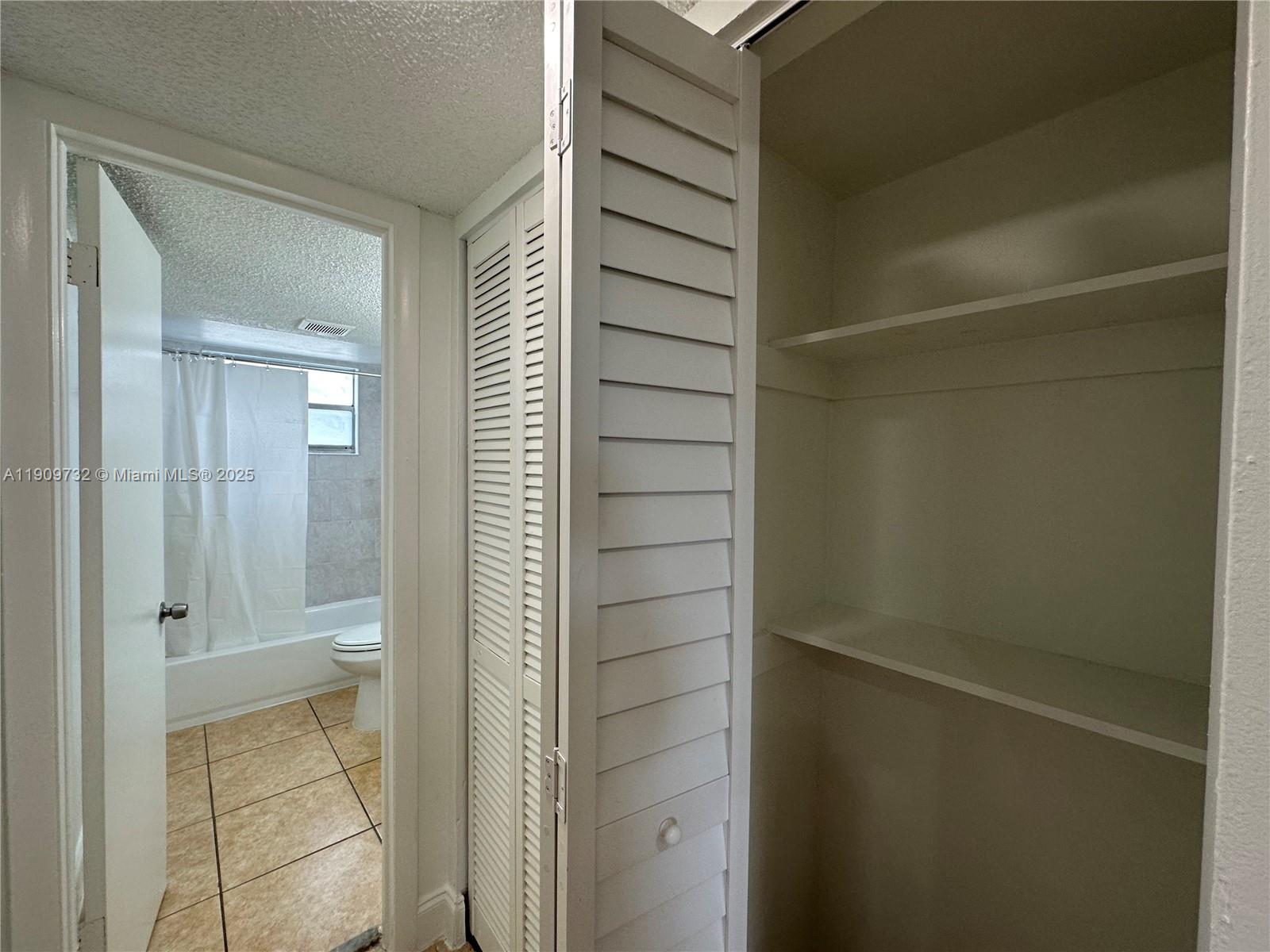 PLAYLAND VILLAGE SEC 3 - Residential Lease