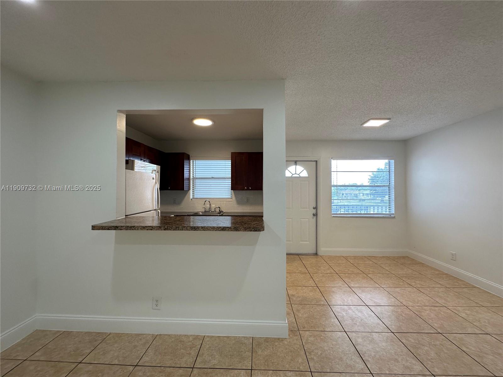 PLAYLAND VILLAGE SEC 3 - Residential Lease