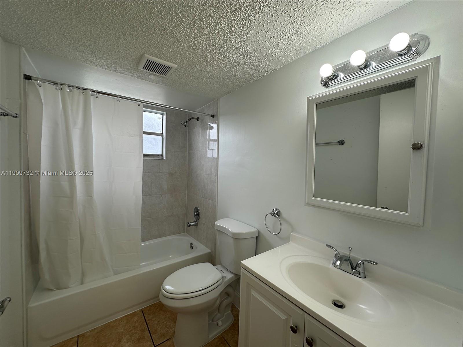 PLAYLAND VILLAGE SEC 3 - Residential Lease