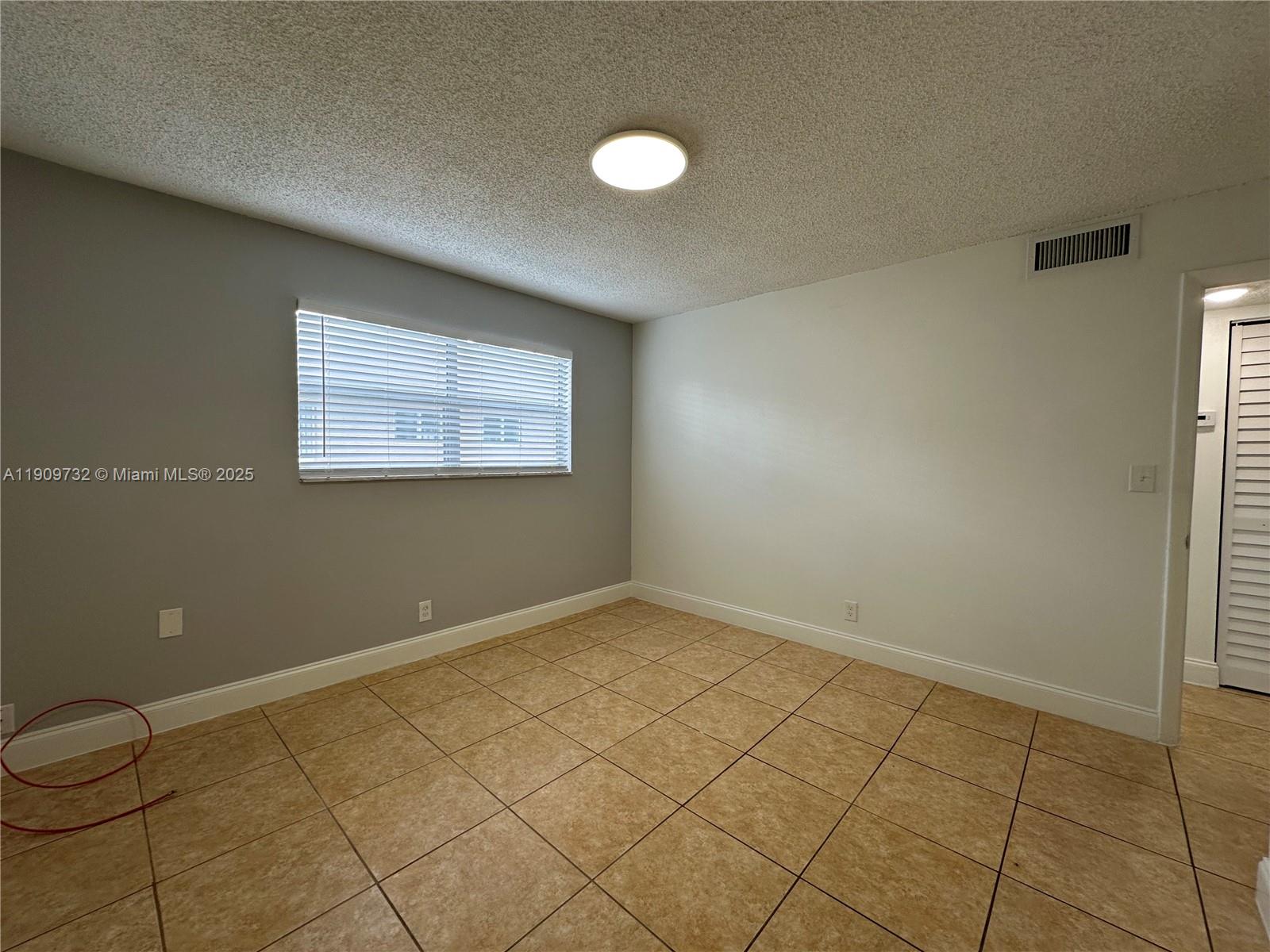 PLAYLAND VILLAGE SEC 3 - Residential Lease