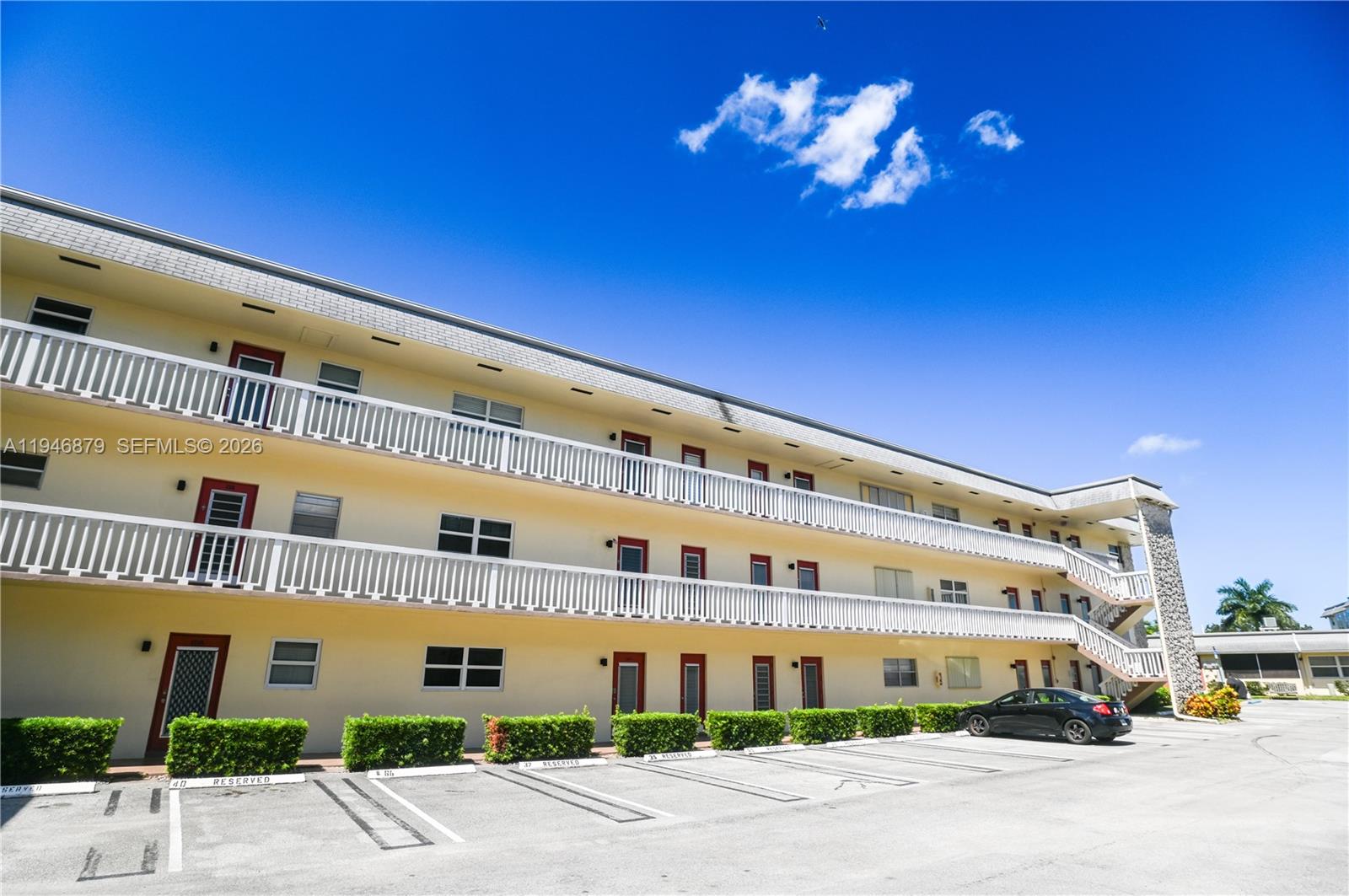 BRADLEY HALL CONDO - Residential