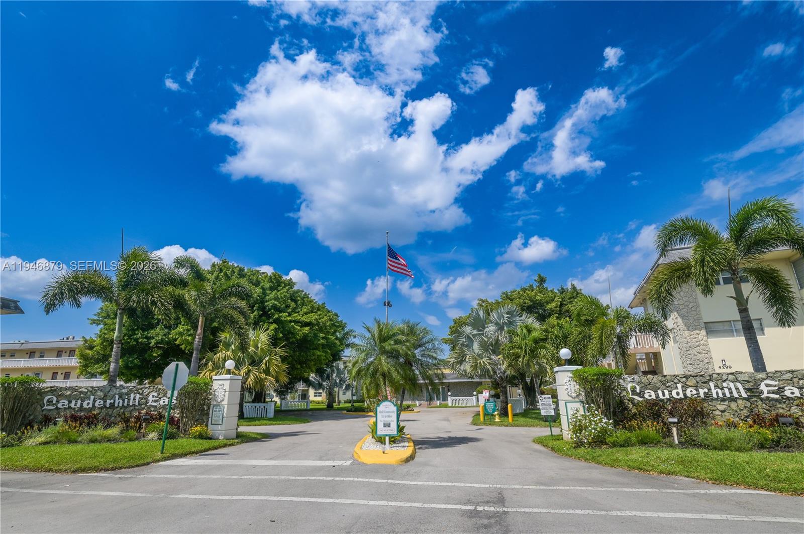 BRADLEY HALL CONDO - Residential