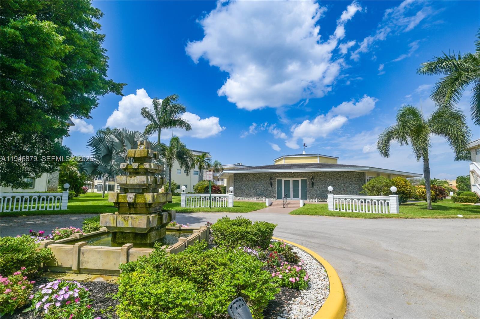 BRADLEY HALL CONDO - Residential