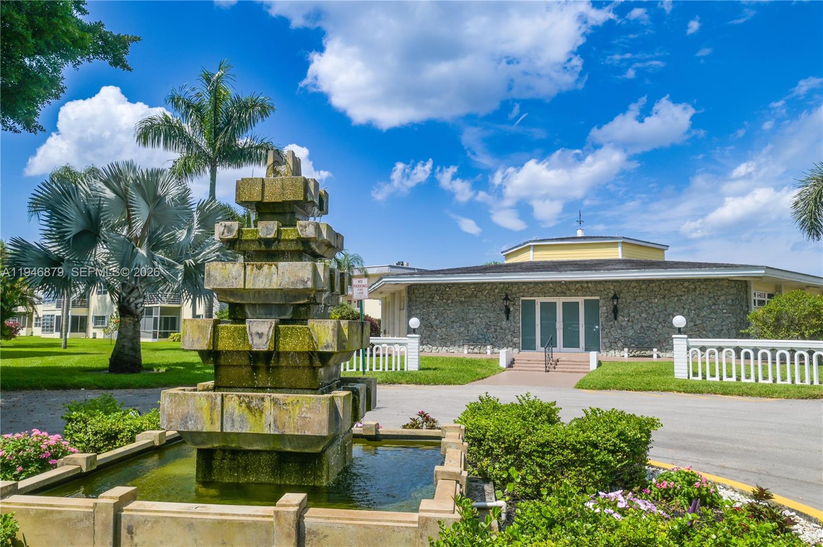 BRADLEY HALL CONDO - Residential