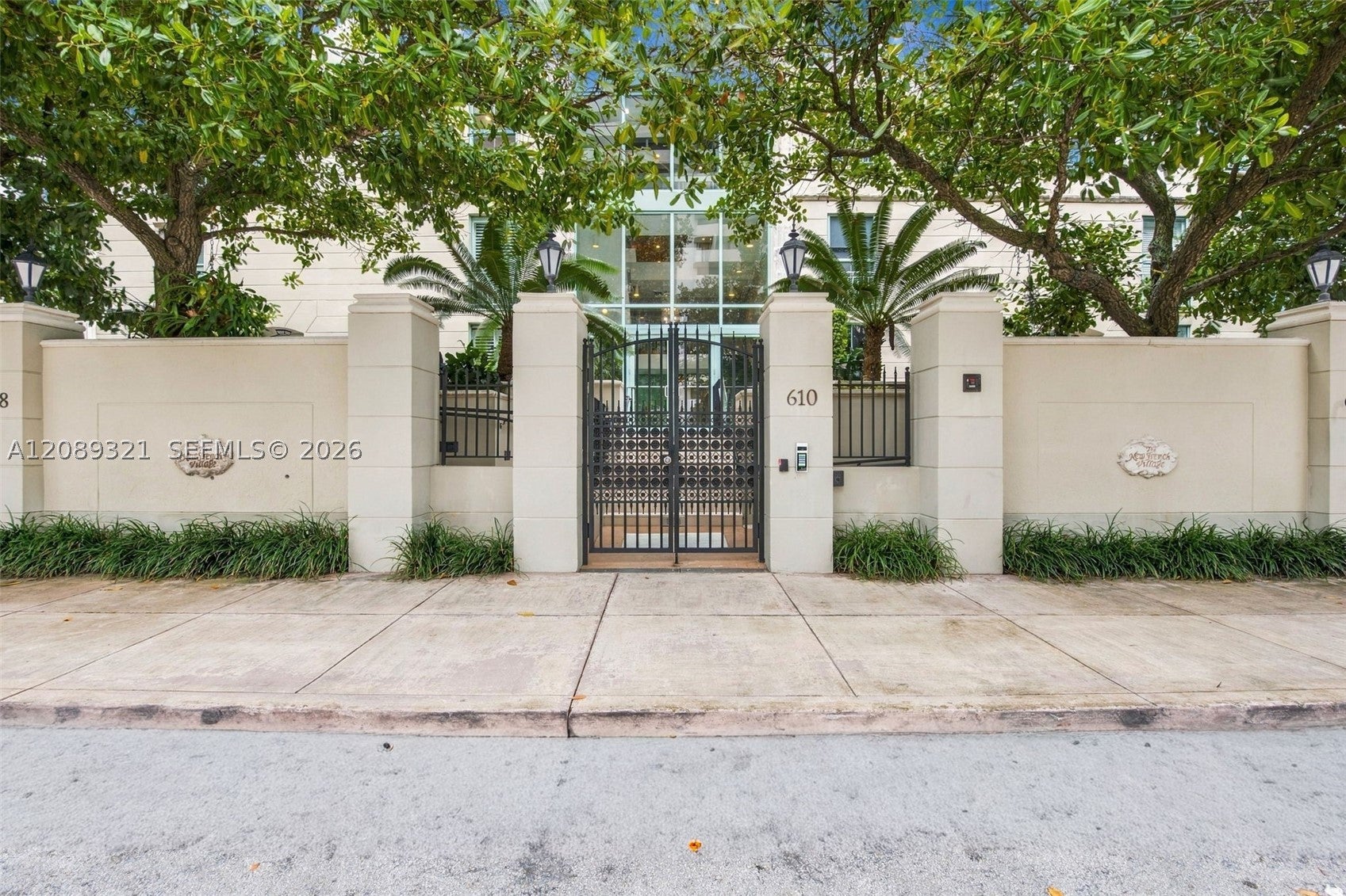 610 Valencia Ave 502