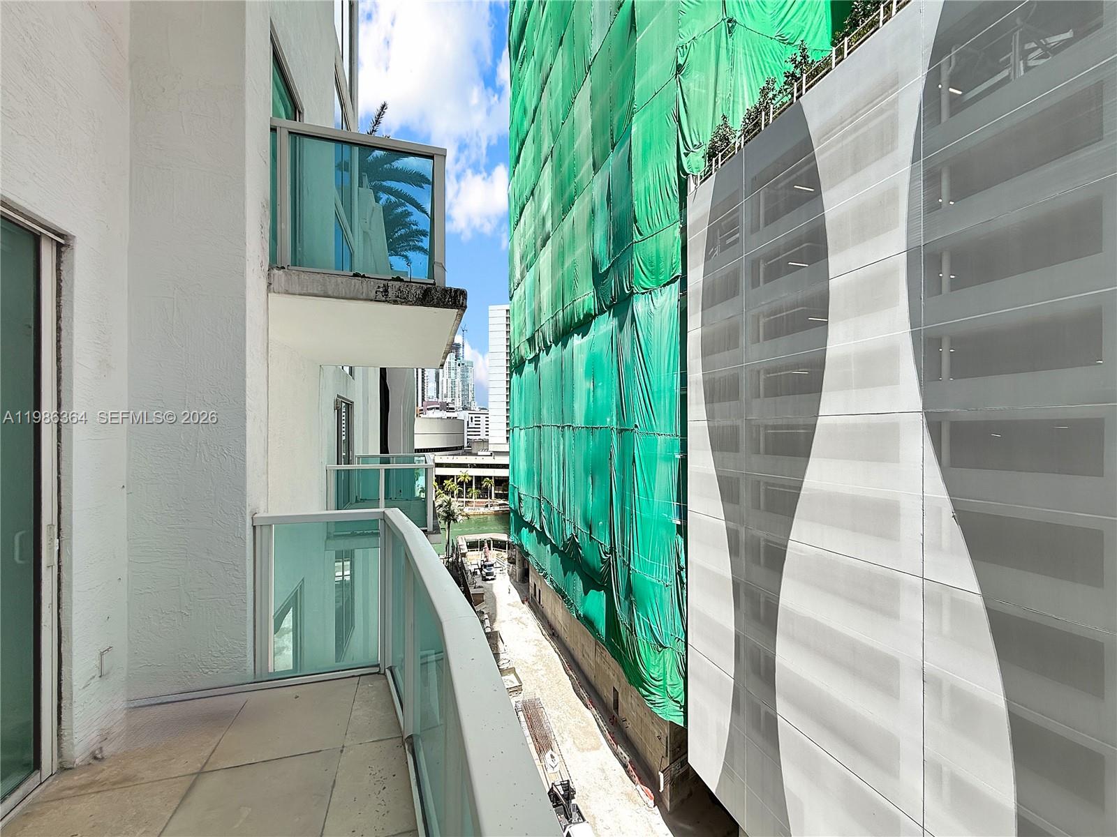 BRICKELL ON THE RIVER S T - Residential Lease