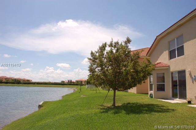 Portofino Lakes - Residential