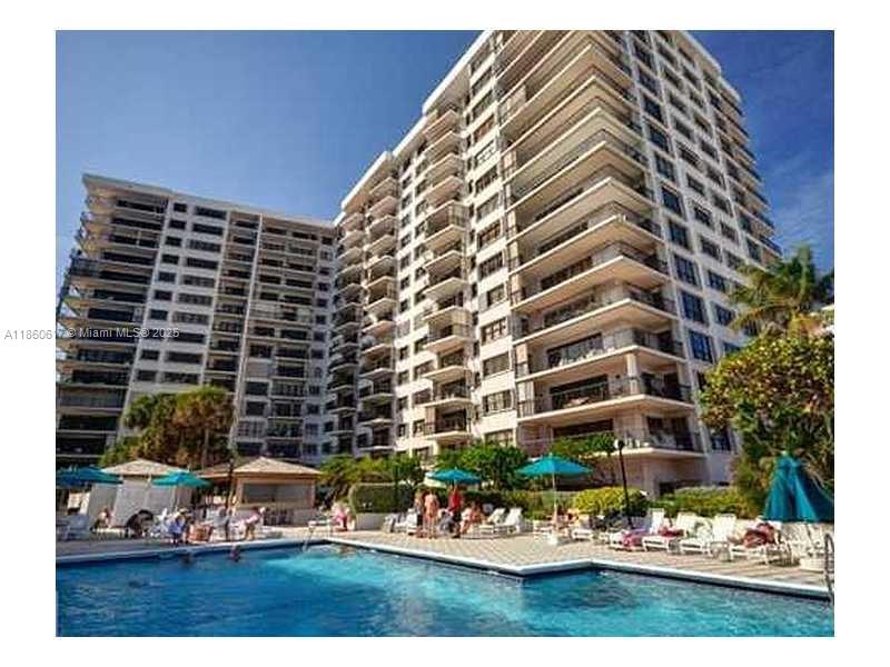 1800 S Ocean Blvd 201