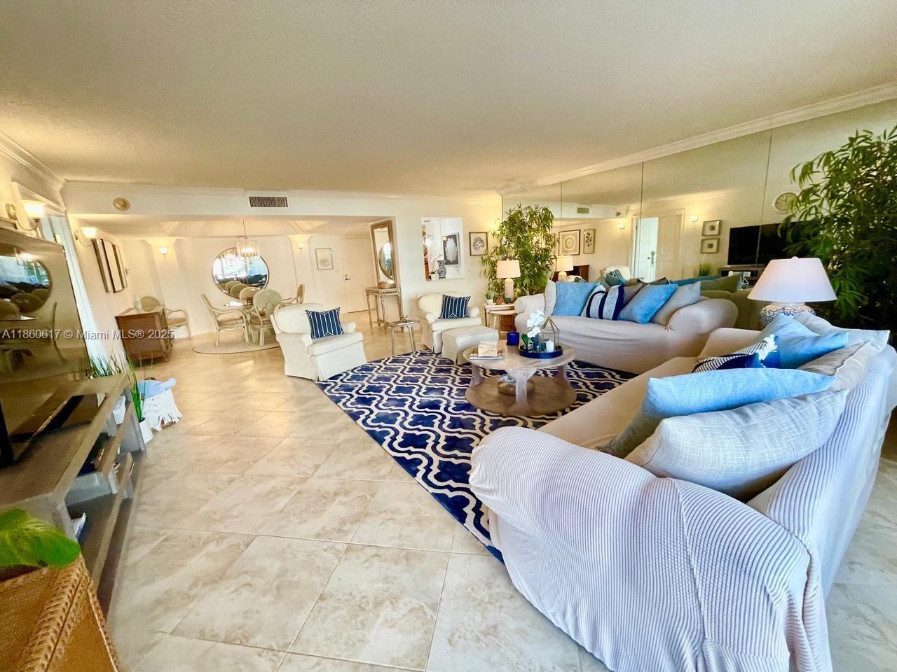 HAMPTON BEACH CLUB CONDO - Residential Lease