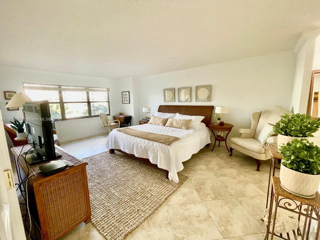 HAMPTON BEACH CLUB CONDO - Residential Lease