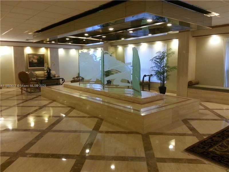 HAMPTON BEACH CLUB CONDO - Residential Lease