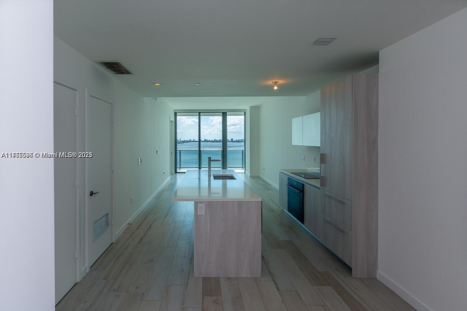 GRAN PARAISO CONDO - Residential