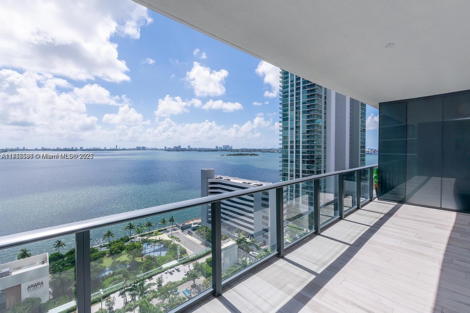 Property for Sale at 480 Ne 31st St 1505, Miami, Broward County, Florida - Bedrooms: 2 
Bathrooms: 3  - $980,000