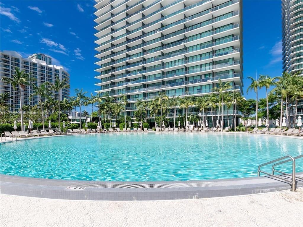 GRAN PARAISO CONDO - Residential