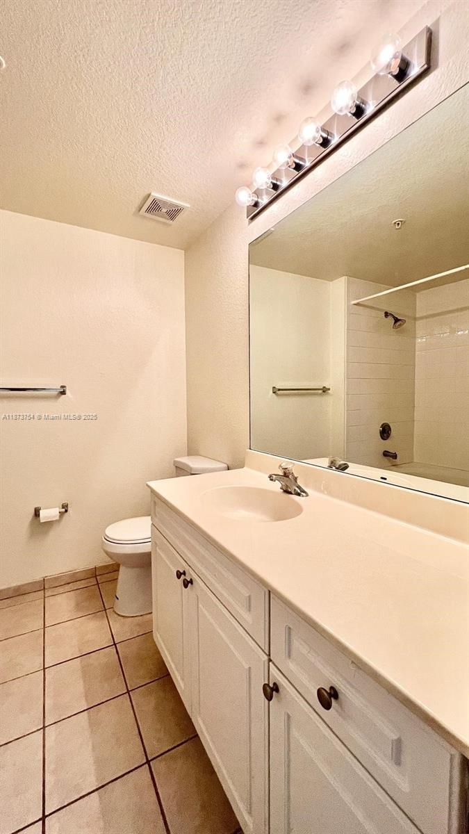 SAN MATERA THE GARDENS CO - Residential Lease