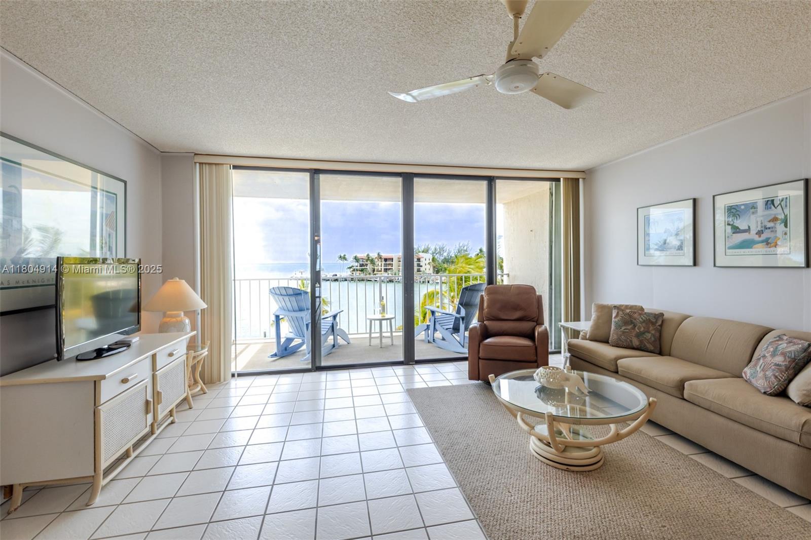 2000 Coco Plum Drive 301