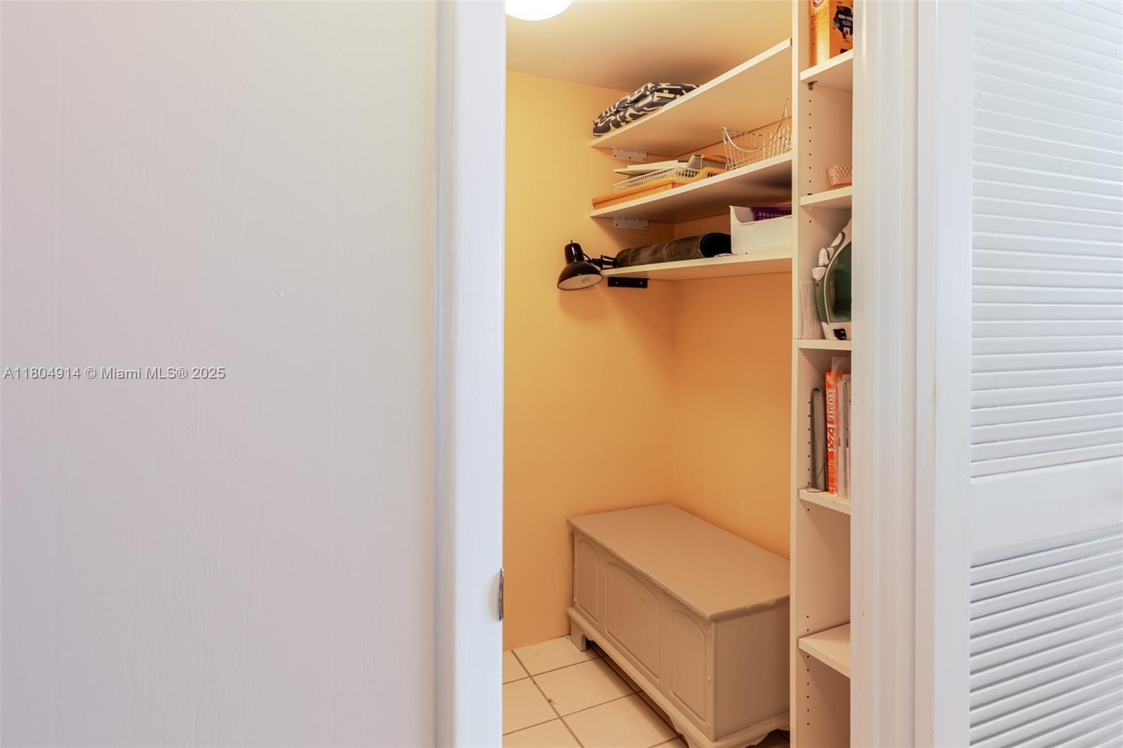 Coco Plum Beach - Residential