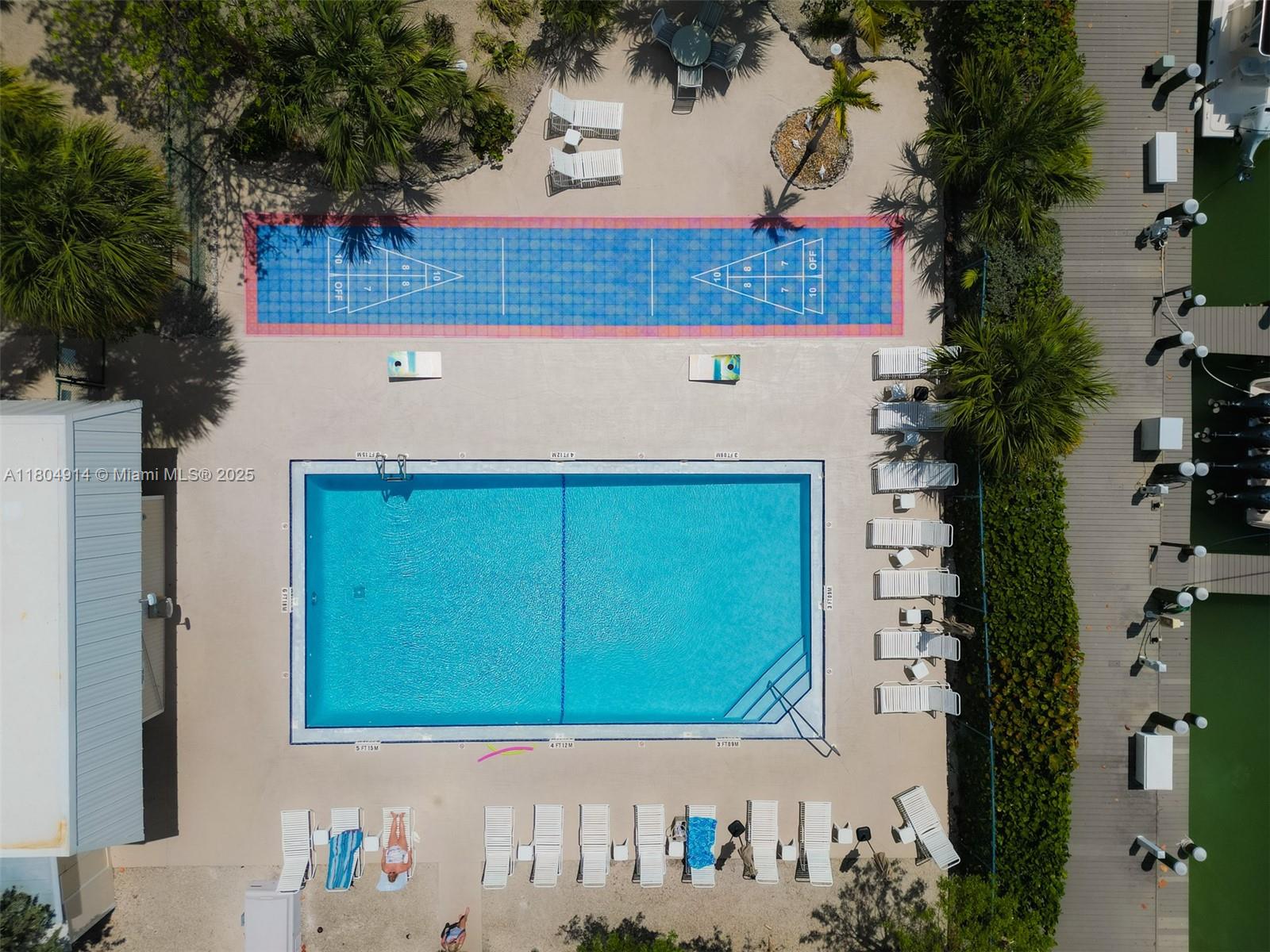 Coco Plum Beach - Residential