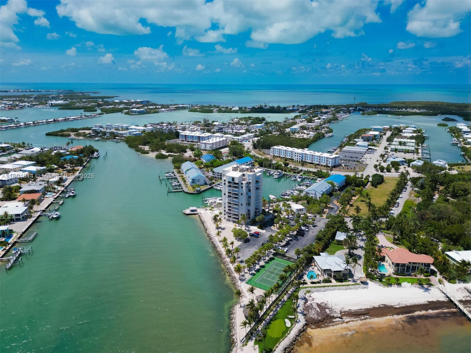 Coco Plum Beach - Residential