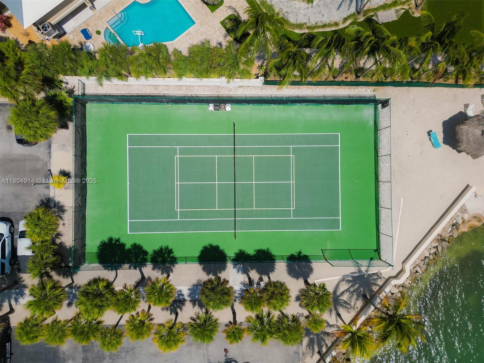 Coco Plum Beach - Residential