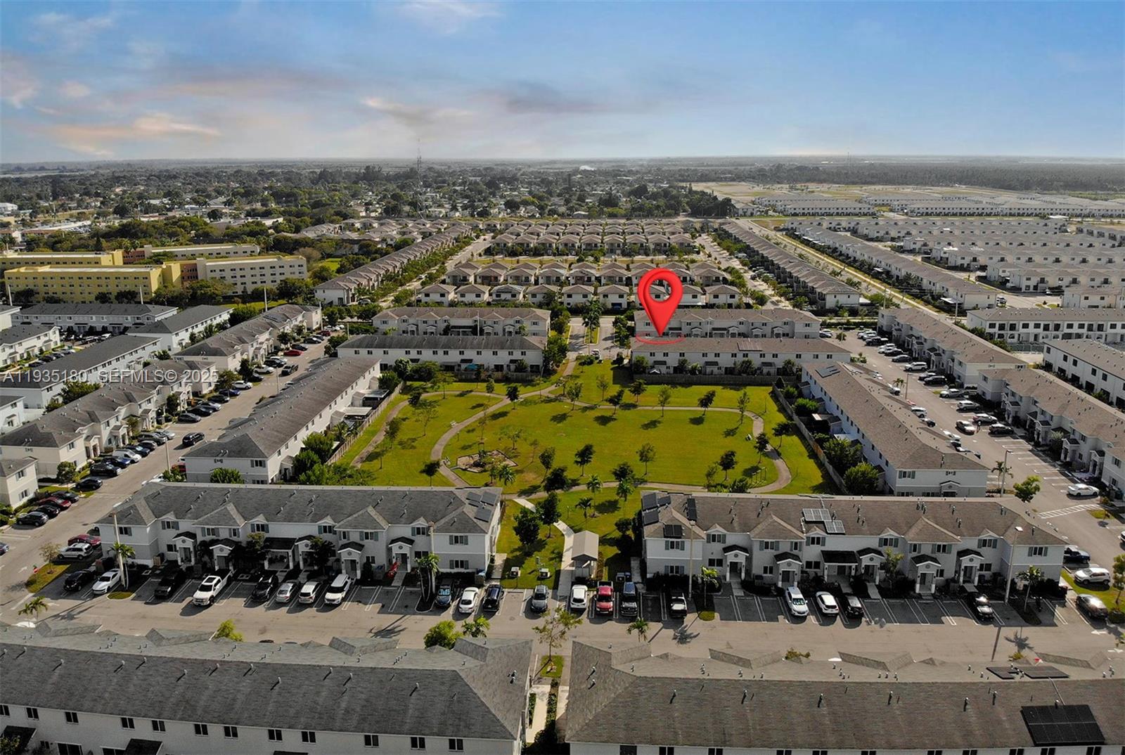 FOREST PARK VILLAS - Residential