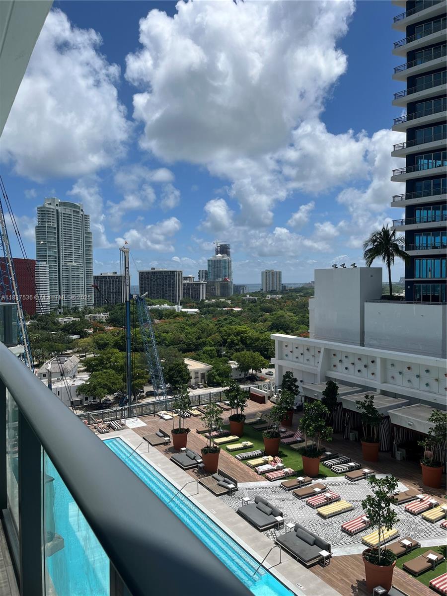 1300 S MIAMI AVENUE CONDO - Residential
