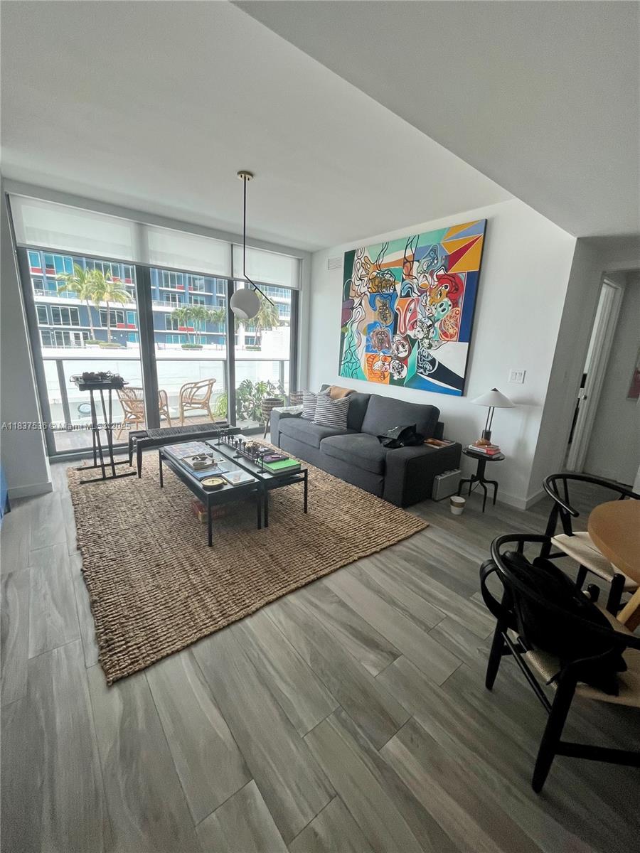 1300 S Miami Ave 1207
