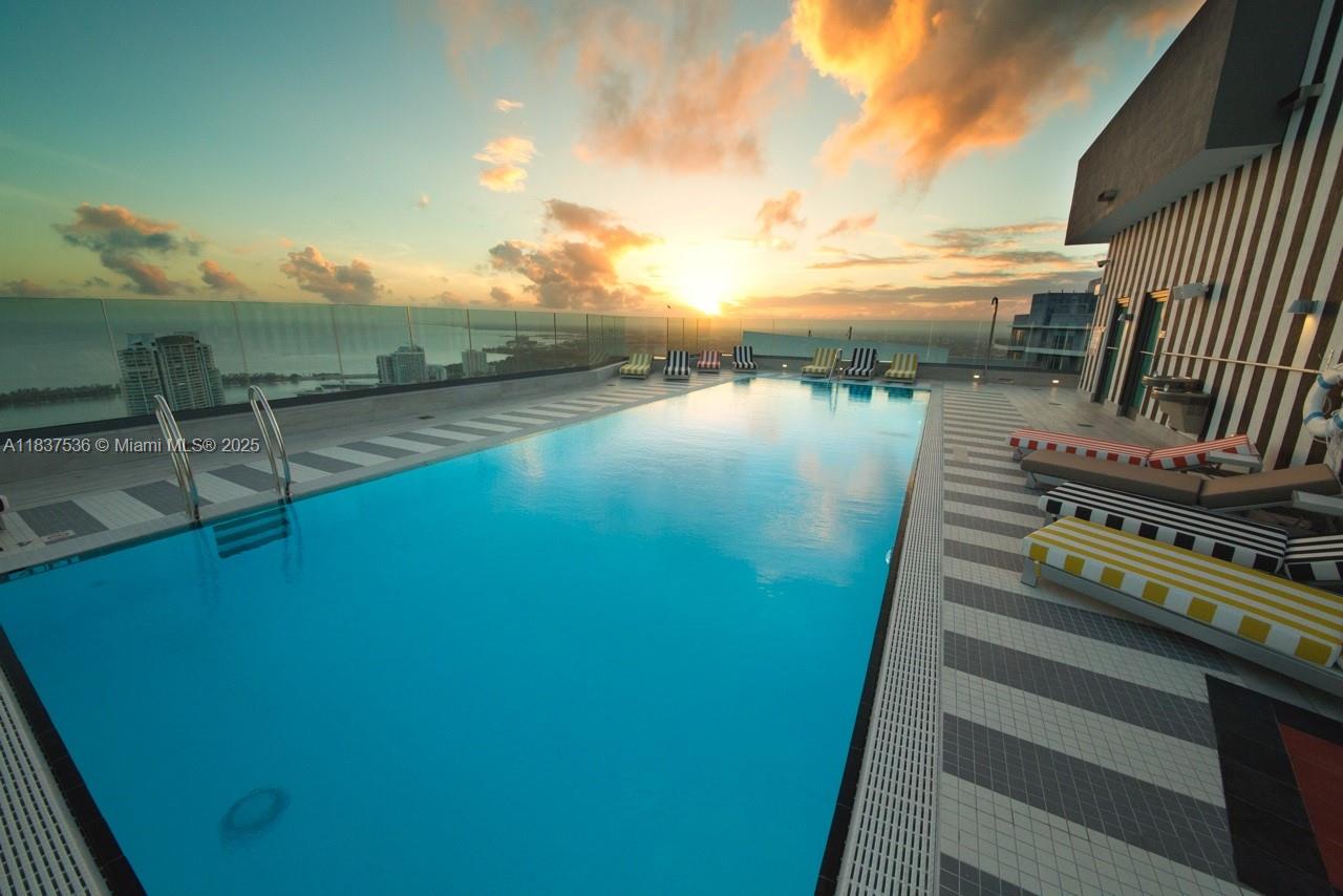 1300 S MIAMI AVENUE CONDO - Residential