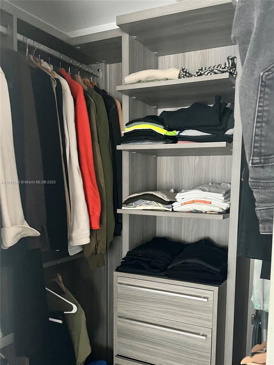 1300 S Miami Ave 1207