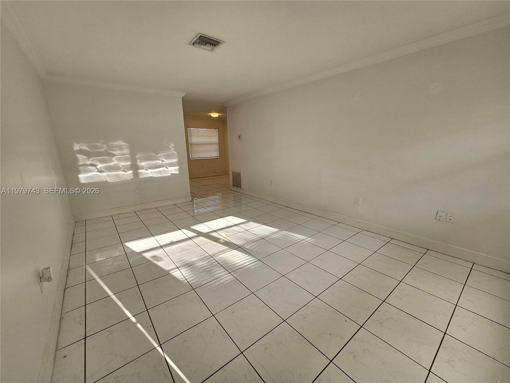 Photo of 3019 SW 68th Ter #5, Miramar, FL 33023 (MLS # A11979743)