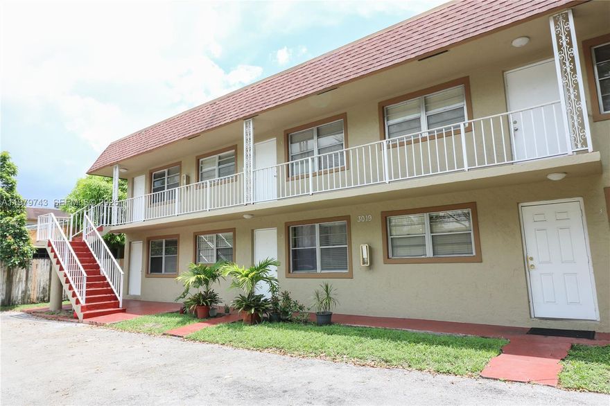 Spacious 1 Bedroom 1 Bathroom unit ready for immediate move-in! Open-concept living area featuring a distinct living room and dining space. There's a shared laundry available on-site for your convenience. Located centrally in Miramar, with a grocery store just across the street, restaurants, and other amenities nearby. The property is professionally leased and managed by Management Miami. Many shopping centers, restaurants, and other amenities are nearby. The owner is motivated and open to offers. Rapid Approval!