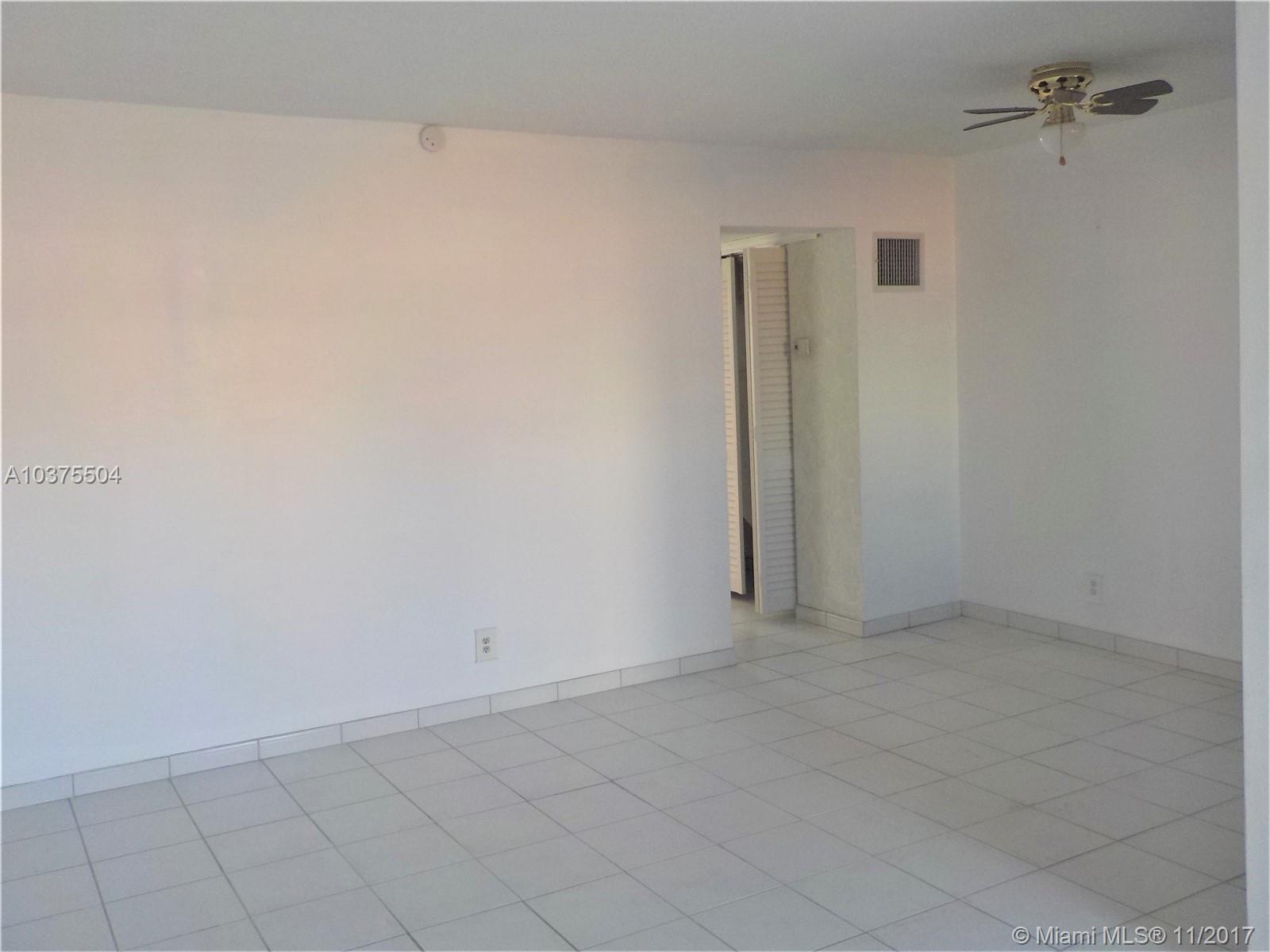 WARRENTON HOUSE CONDO - Residential