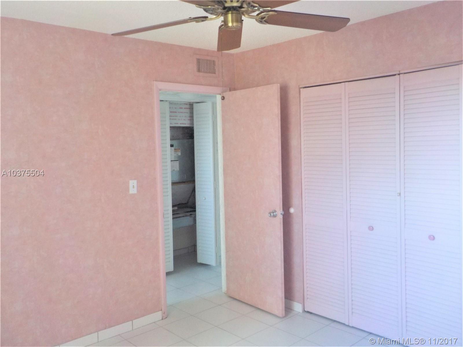 WARRENTON HOUSE CONDO - Residential