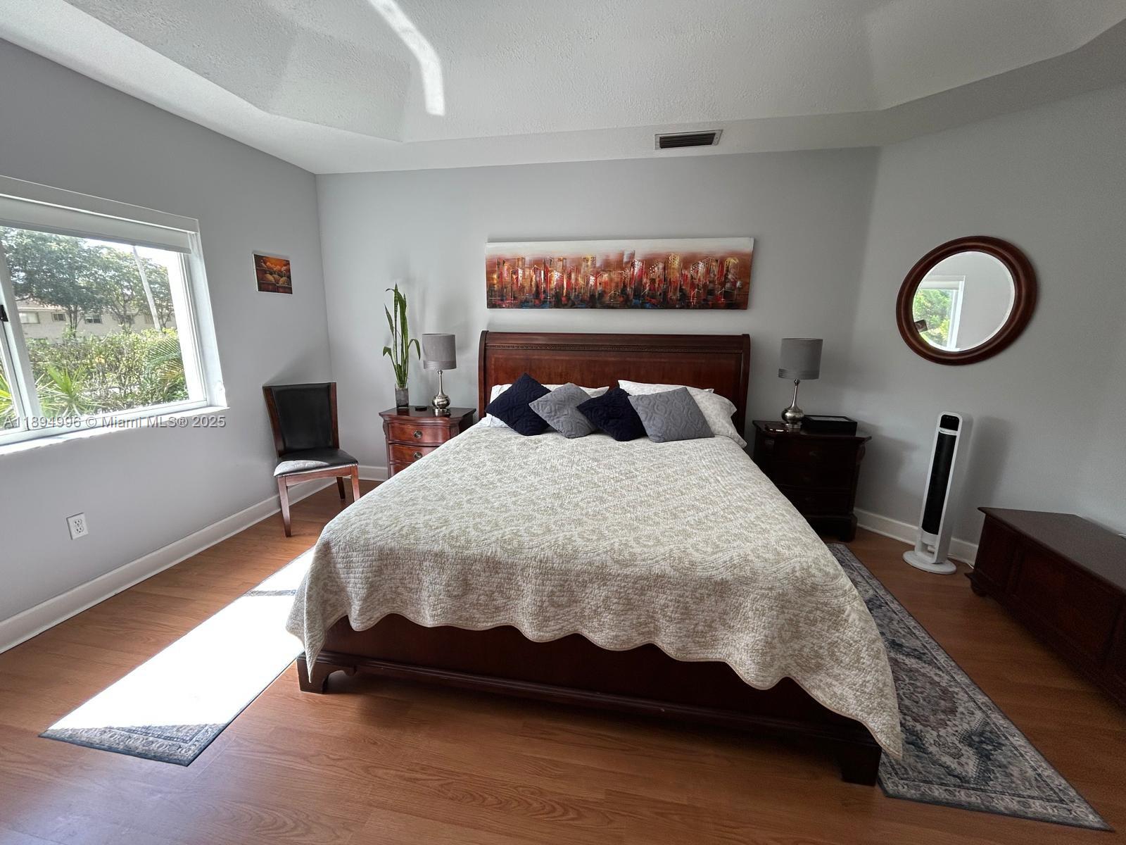 DORAL ISLES CAYMAN - Residential