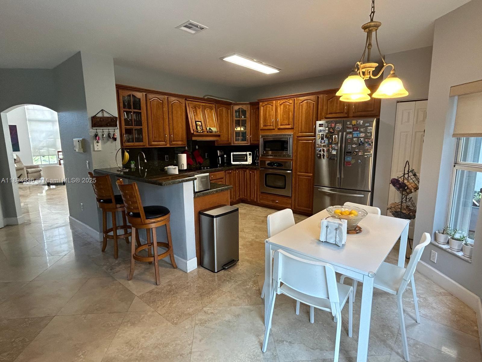 DORAL ISLES CAYMAN - Residential