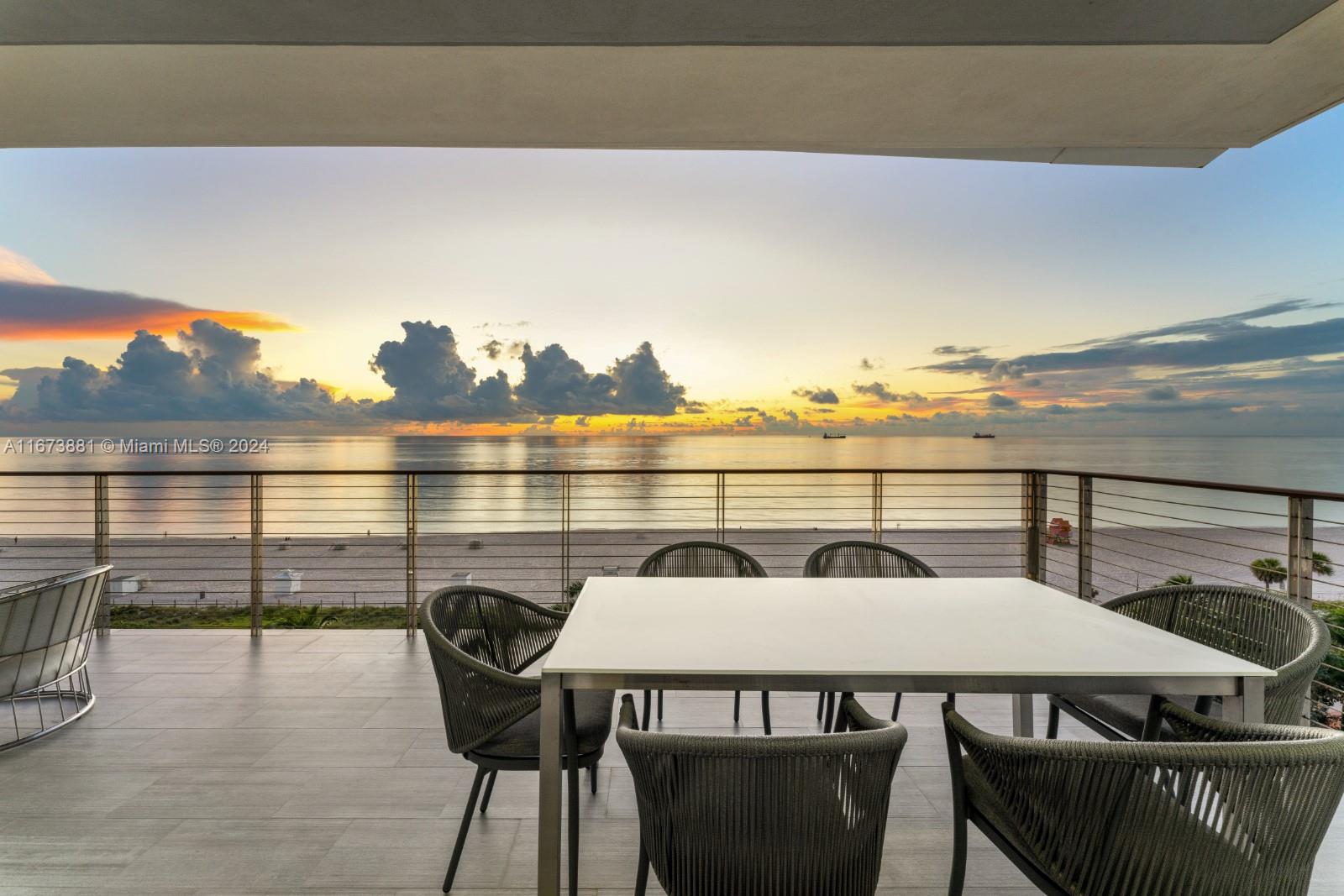 BEACH HOUSE 8 CONDO - Residential