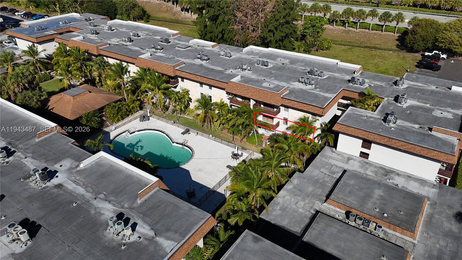 DADELAND CAPRI CONDO - Residential