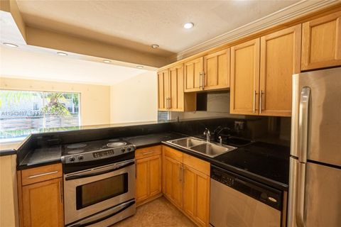 7477 SW 82nd St C213 Miami FL 33143