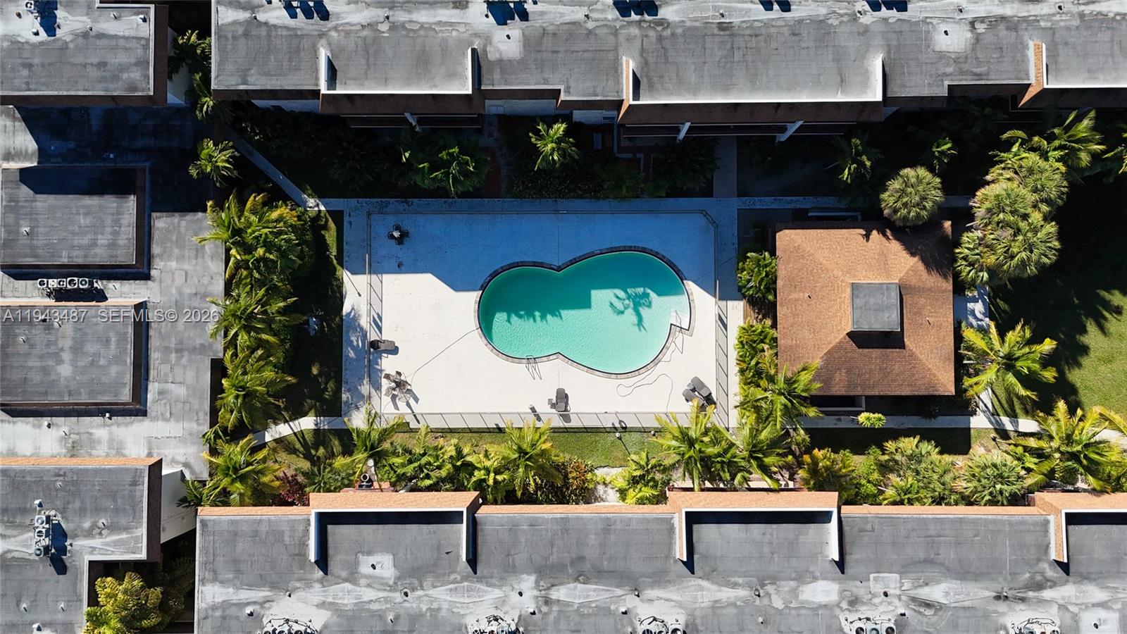 DADELAND CAPRI CONDO - Residential