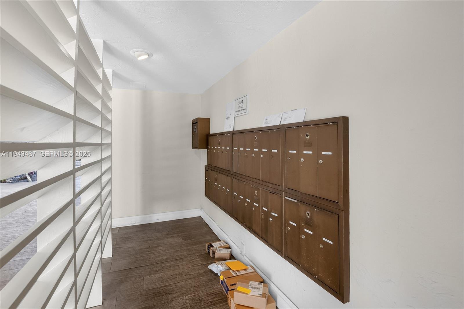 DADELAND CAPRI CONDO - Residential