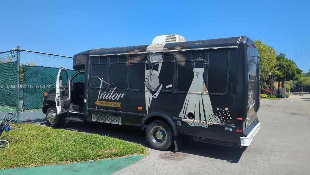 Taylor on the go everything to do alterations anywhere. Includes the truck, generator and sewing machines.