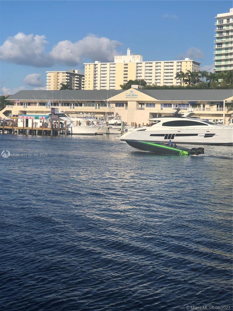 LADO DEL RIO CONDO - Residential Lease