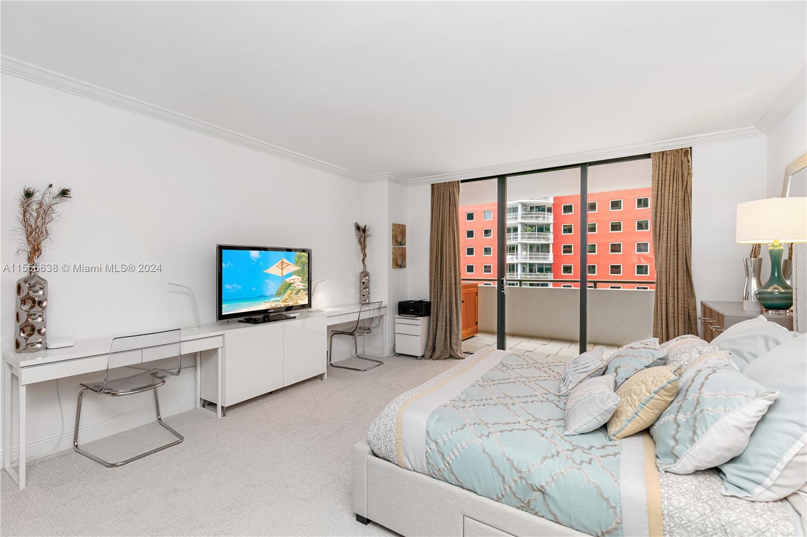 VILLA REGINA CONDO - Residential