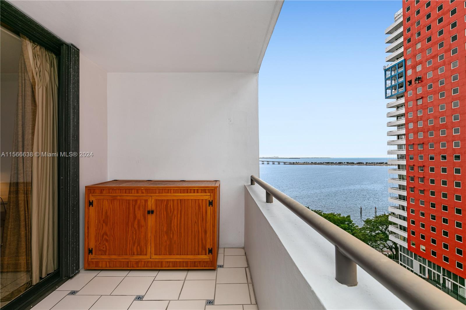 VILLA REGINA CONDO - Residential