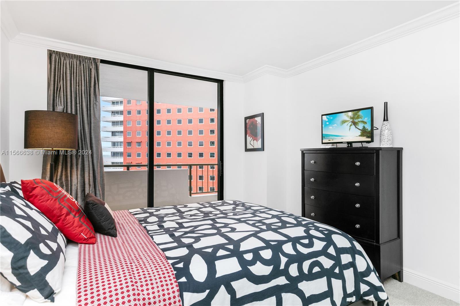VILLA REGINA CONDO - Residential