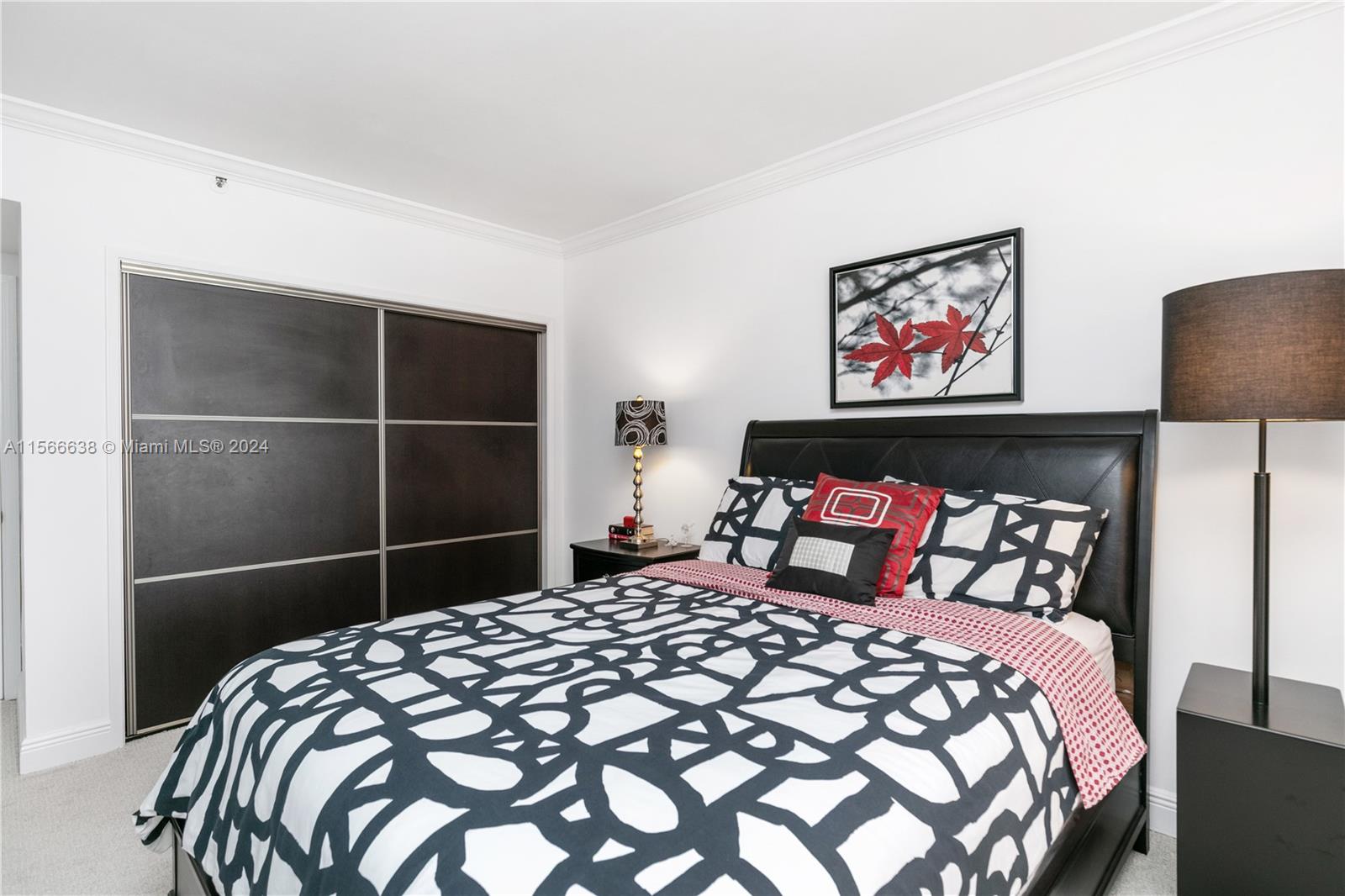 VILLA REGINA CONDO - Residential