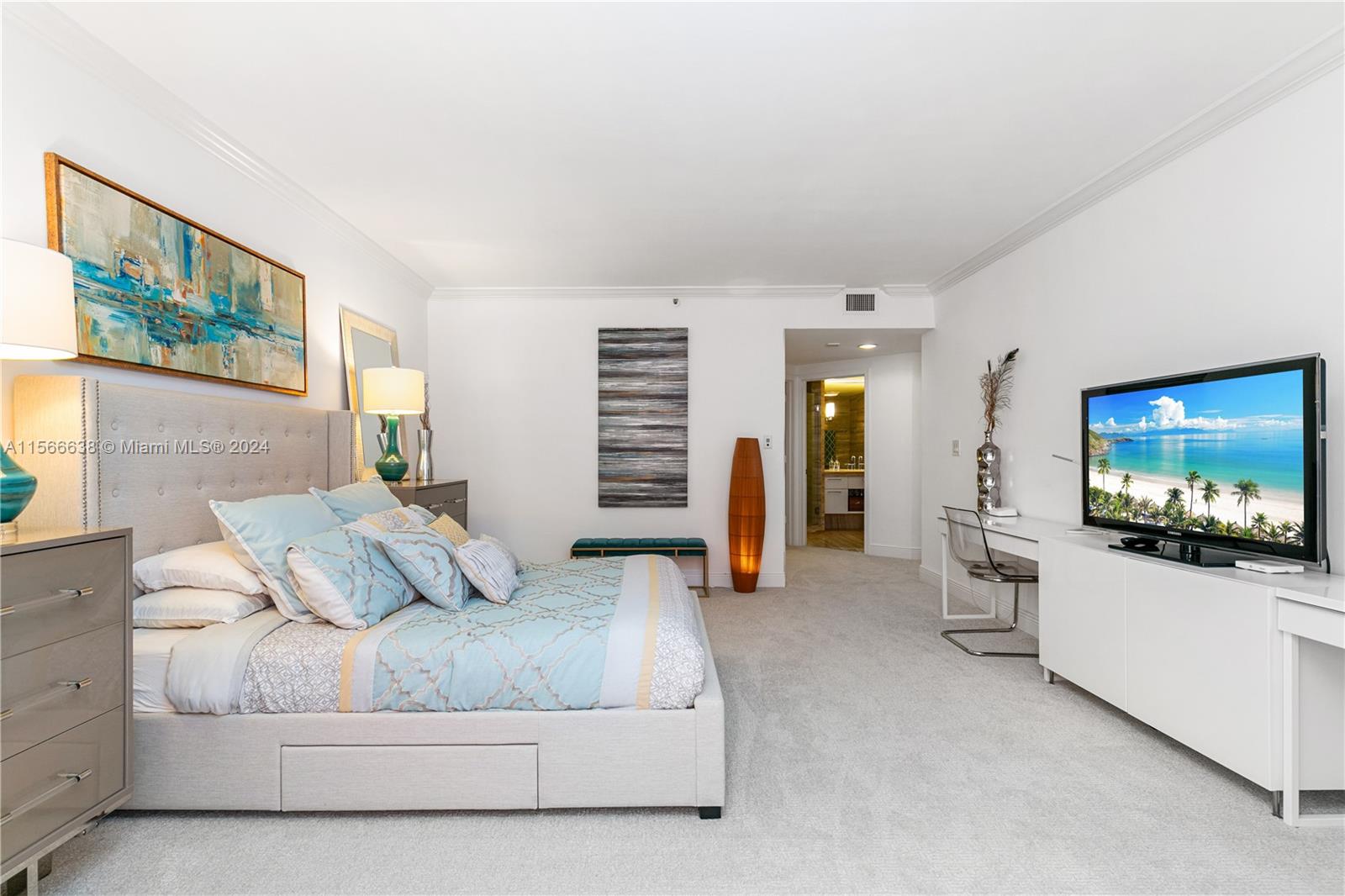VILLA REGINA CONDO - Residential