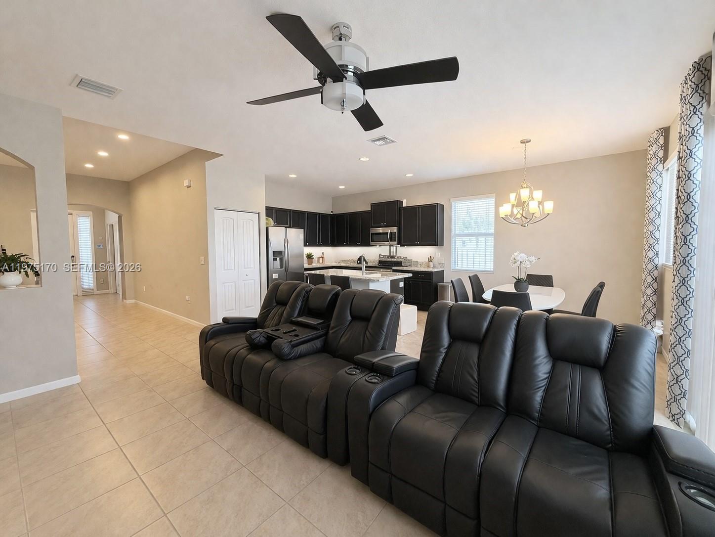 COUNTRY GARDENS SOUTH - Residential