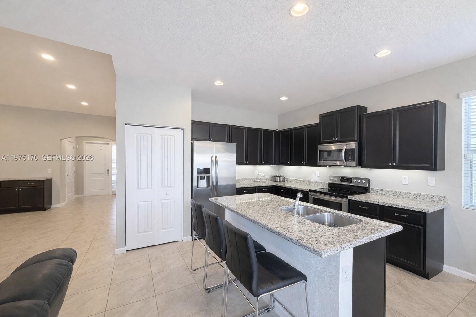 COUNTRY GARDENS SOUTH - Residential