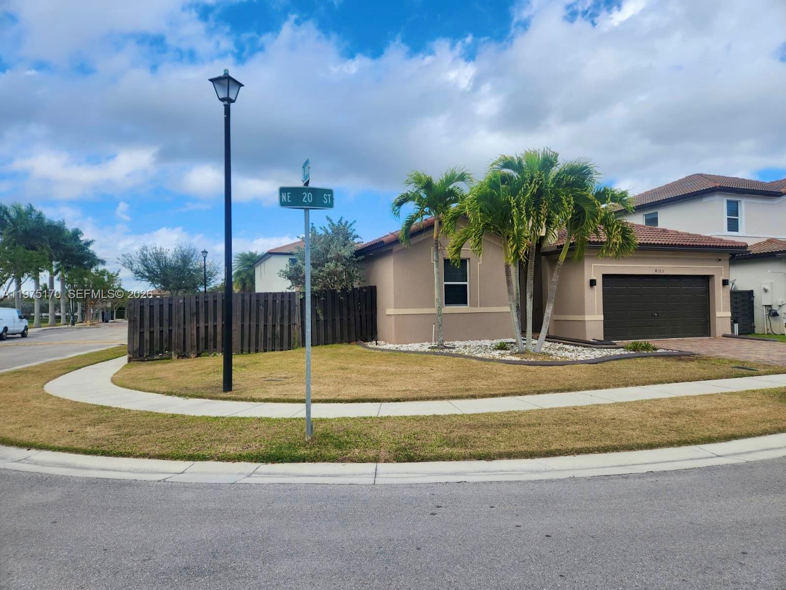 COUNTRY GARDENS SOUTH - Residential